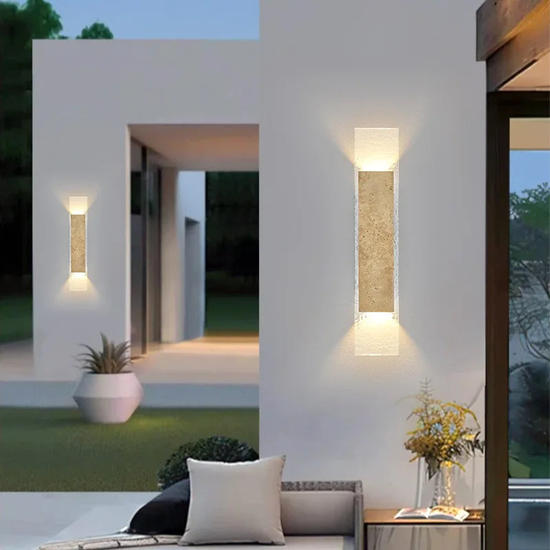 applique murale pierre naturelle, luminaire travertin véritable, applique wabi sabi, éclairage chambre luxe, applique murale 18W.