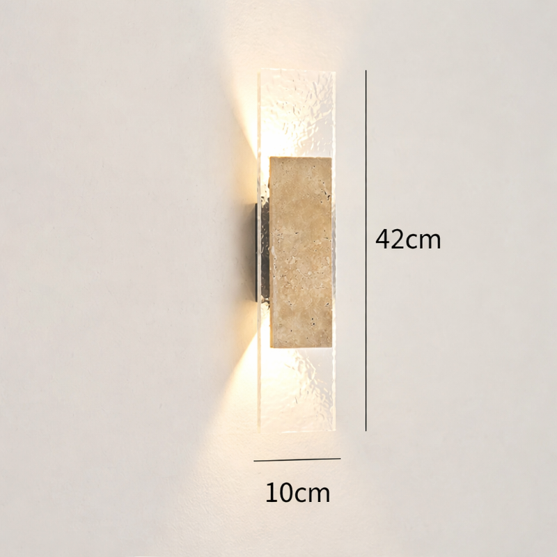 Dimensions de l’applique murale Petra-Linéaire en pierre naturelle hauteur 42 cm largeur 10 cm.