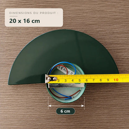 Dimensions de l’applique murale Bauhaus rétro avec base en demi-lune et globe rond