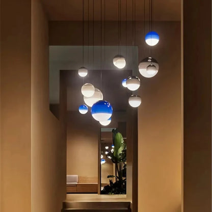 Suspensions sphériques dans un couloir