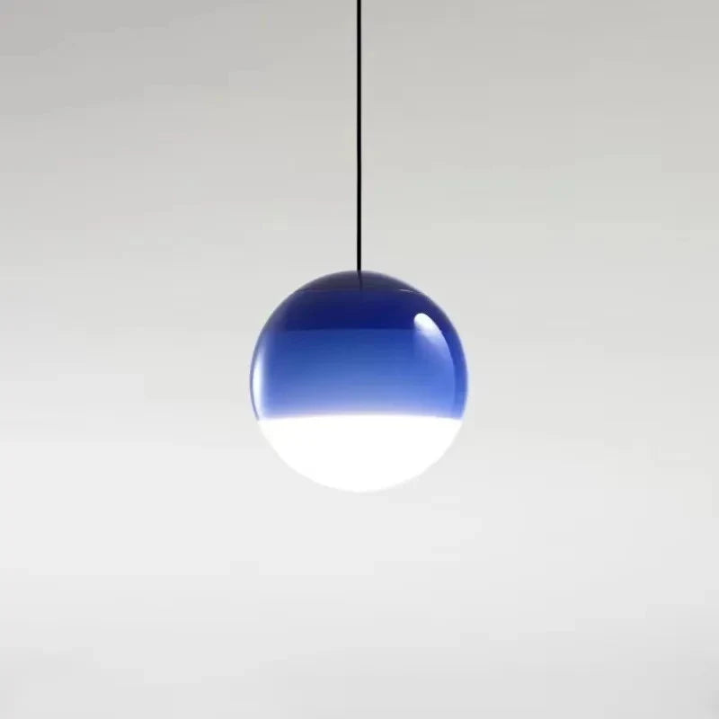 Suspension boule en verre dégradé bleu