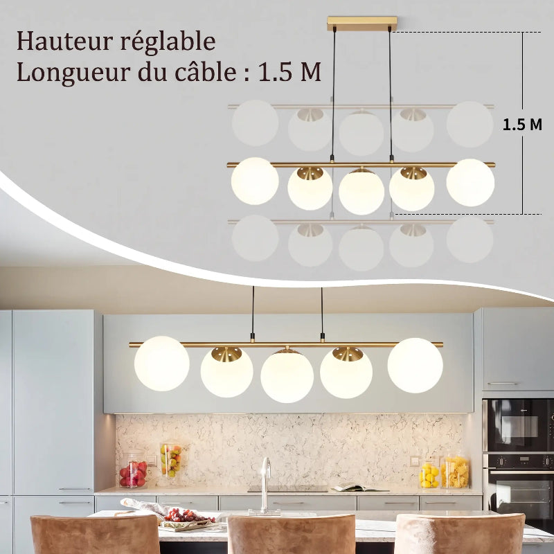 Suspension linéaire avec câble ajustable jusqu'à 1,5 mètre présentée au-dessus d'un îlot et d'une table