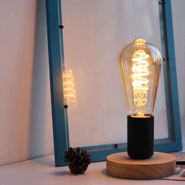 Lampe de chevet design bois